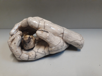 oisillon dans les mains